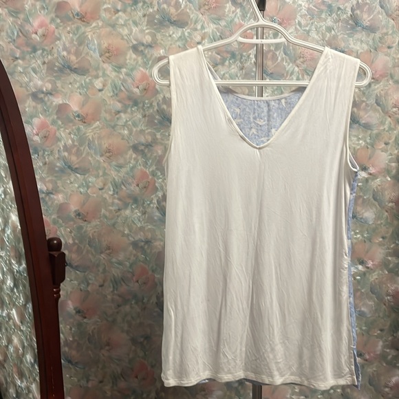 RW&Co Dove Tank - Picture 2 of 5